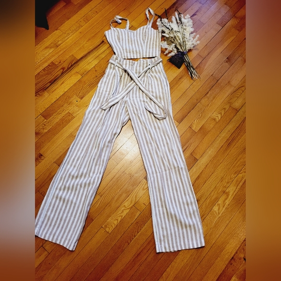 Dynamite Pants - Dynamite set / crop top and high waisted pants